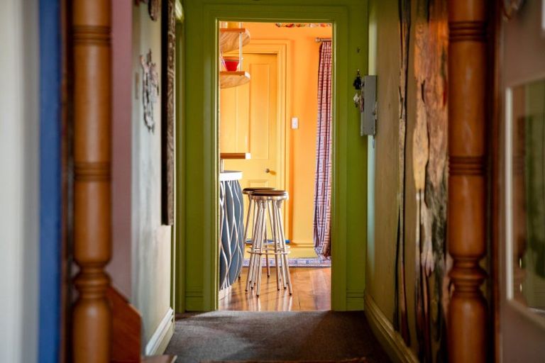 Photo of property in 62 Pirie Street, Mount Victoria, Wellington, 6011