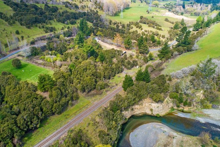 Photo of property in 437 Ellis Wallace Road, Eskdale, Napier, 4182