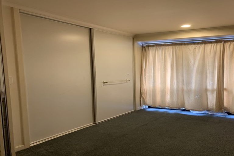 Photo of property in 3 Jessmae Place, Hillcrest, Auckland, 0627