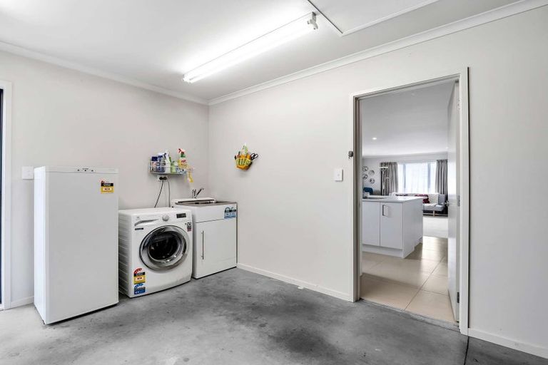 Photo of property in 2 Burns Street, Springvale, Whanganui, 4501