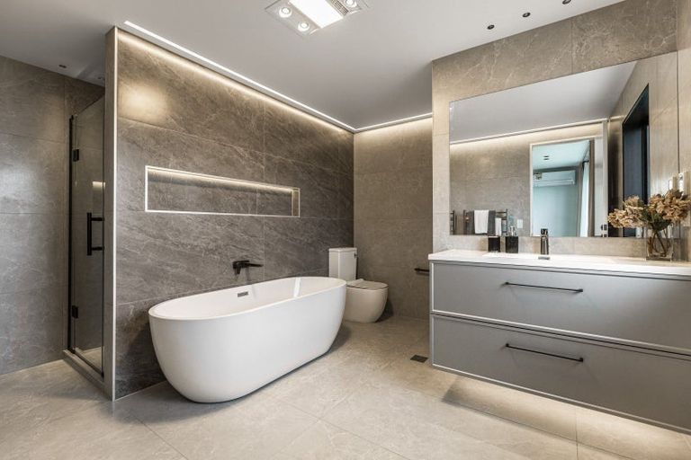 Photo of property in 38 Fernhill Way, Oteha, Auckland, 0632