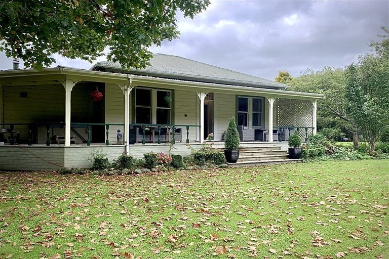 Photo of property in 220 Woodside Road, Woodside, Greytown, 5794