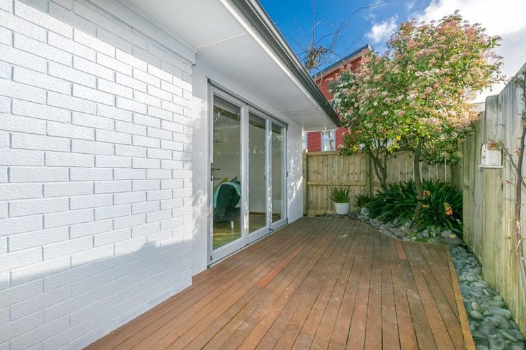 Photo of property in 25a Haultain Street, Fairfield, Hamilton, 3214