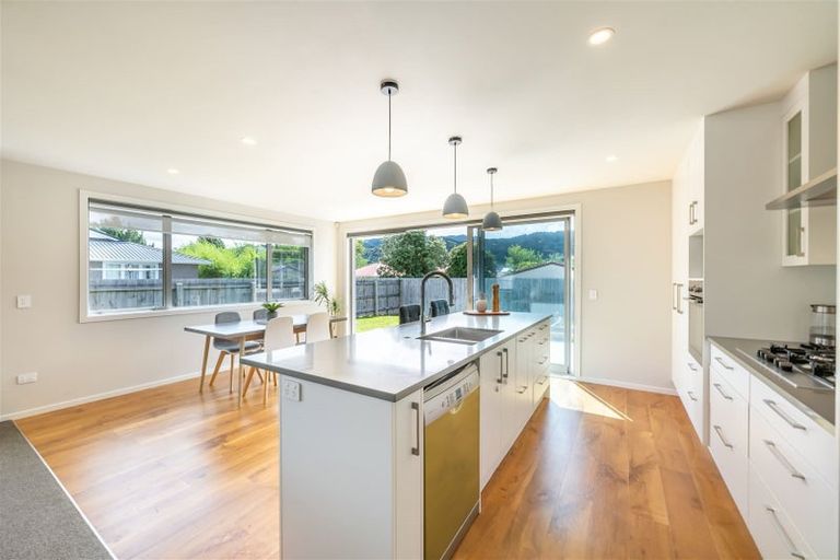 Photo of property in 14 Poulson Grove, Trentham, Upper Hutt, 5018