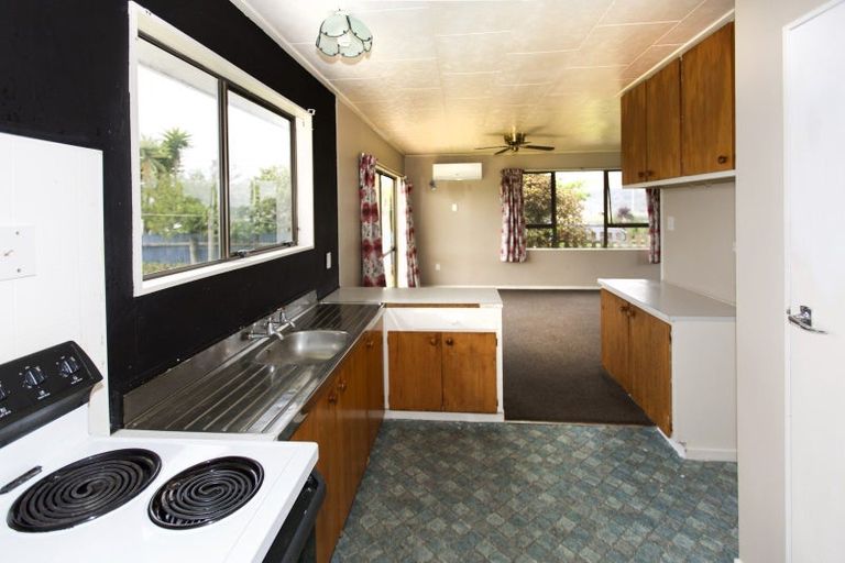 Photo of property in 2 Clean Street, Te Kopuru, 0391