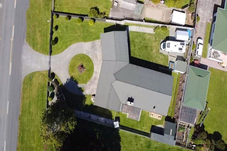 Photo of property in 27 Ruahine Street, Dannevirke, 4930
