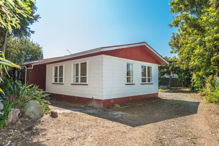 Photo of property in 8a Kings Avenue, Gonville, Whanganui, 4501