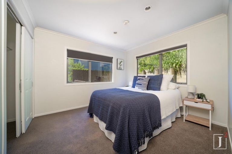 Photo of property in 19 Court Road, Tawa, Wellington, 5028
