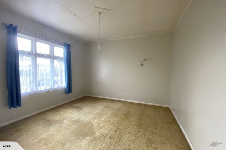 Photo of property in 28 Colombo Street, Hokowhitu, Palmerston North, 4410