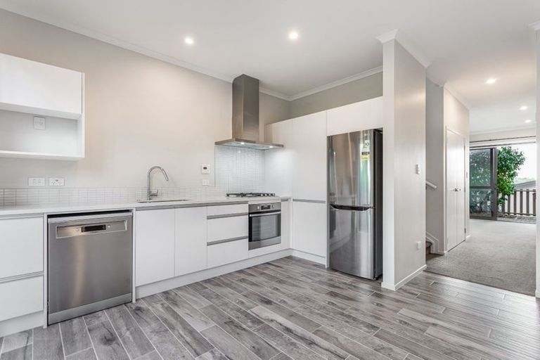 Photo of property in 44 Pukewhero Rise, Westgate, Auckland, 0614