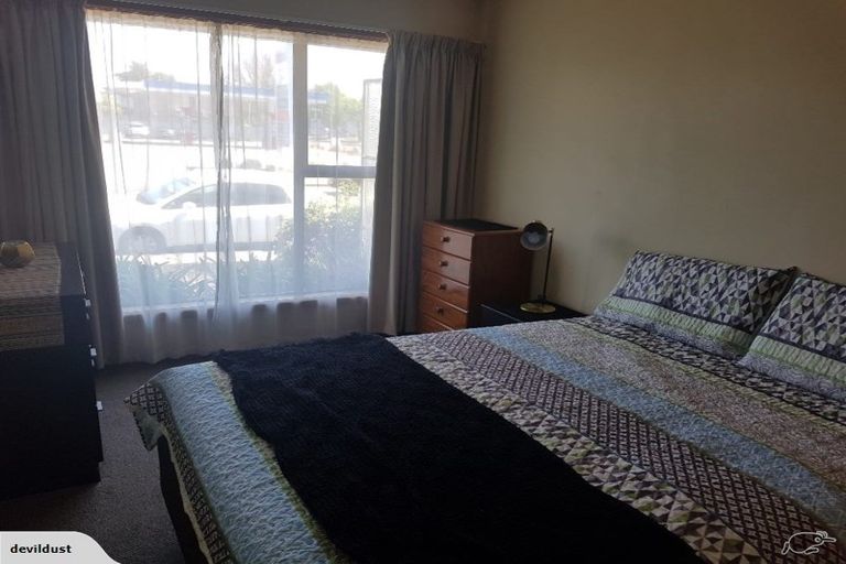 Photo of property in 418 Barbadoes Street, Christchurch Central, Christchurch, 8013