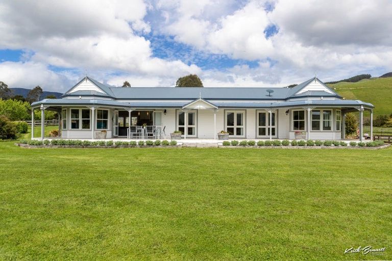 Photo of property in Rovale Estate, 123c Johnsons Road, Whitemans Valley, Upper Hutt, 5371