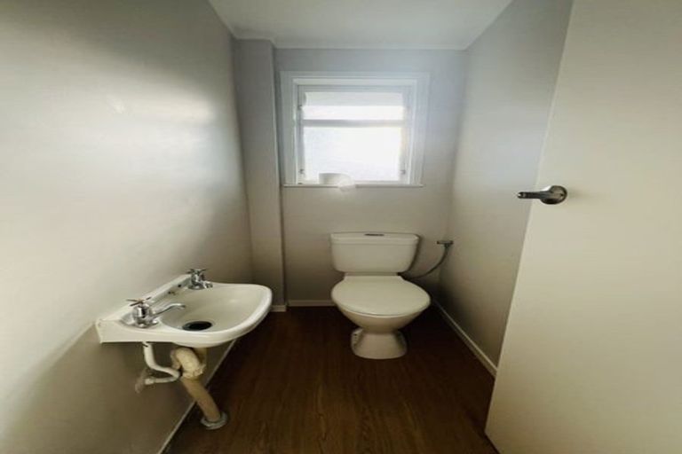 Photo of property in 54 Chelburn Crescent, Mangere East, Auckland, 2024