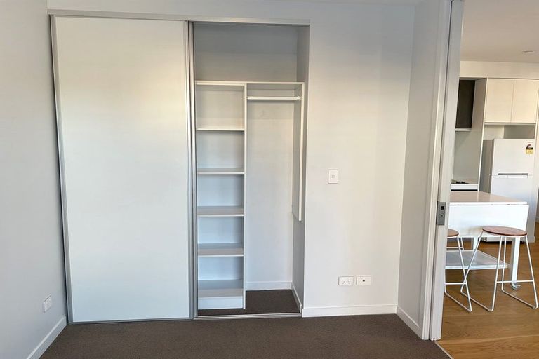 Photo of property in Frank Sargeson Apts, 104/74 Anzac Street, Takapuna, Auckland, 0622