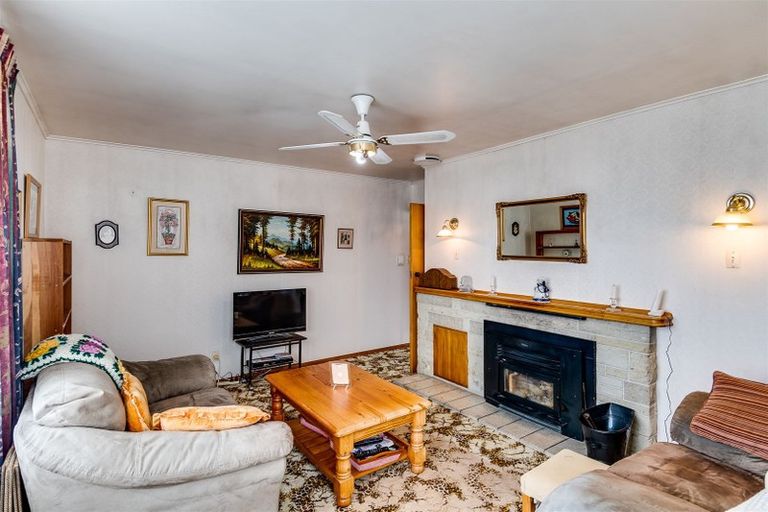 Photo of property in 12 Shackleton Street, Maraenui, Napier, 4110