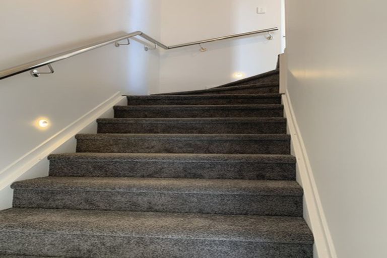 Photo of property in 69b Astley Avenue, New Lynn, Auckland, 0600