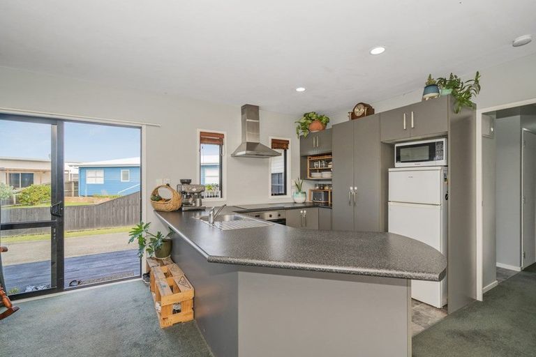 Photo of property in 27 Carina Way, Whitianga, 3510