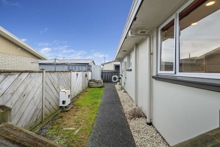 Photo of property in 20c Victoria Street, Hawera, 4610
