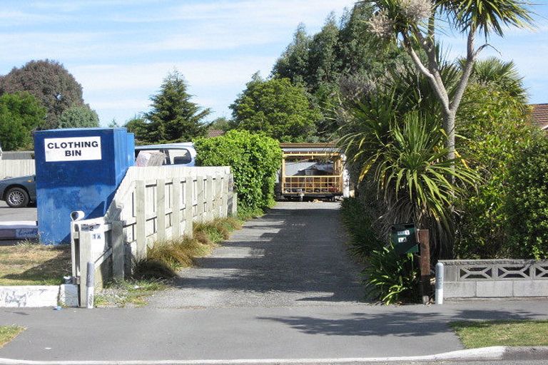 Photo of property in 1/1a Brentwood Street, Parklands, Christchurch, 8083