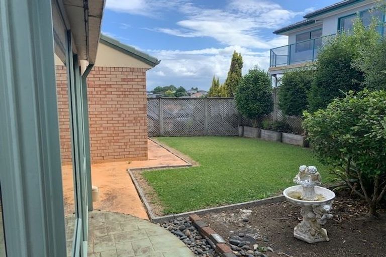 Photo of property in 155c Hobsonville Road, West Harbour, Auckland, 0618