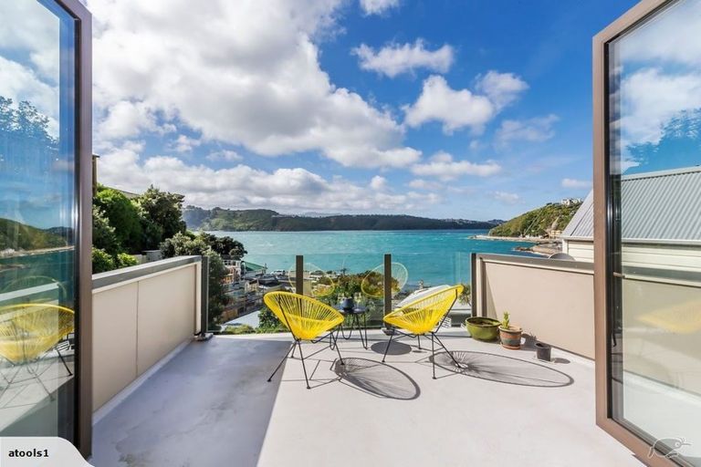 Photo of property in 75c Maida Vale Road, Roseneath, Wellington, 6011