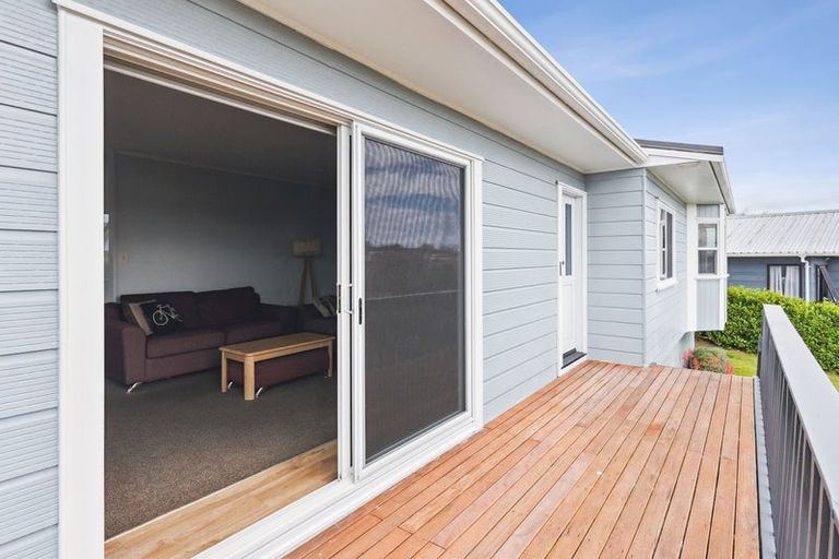 Photo of property in 9 Ross Grove, Paraparaumu, 5032