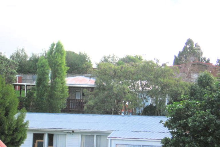 Photo of property in 25a Tomo Street, New Lynn, Auckland, 0600