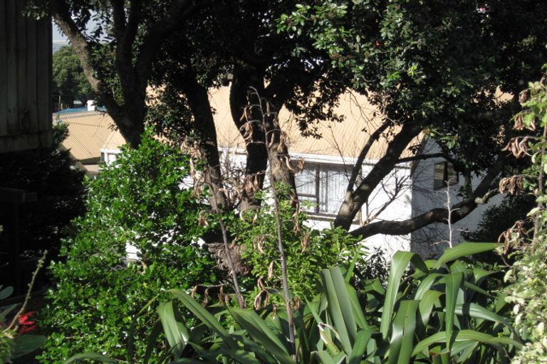 Photo of property in 16 Samoa Street, Kilbirnie, Wellington, 6022