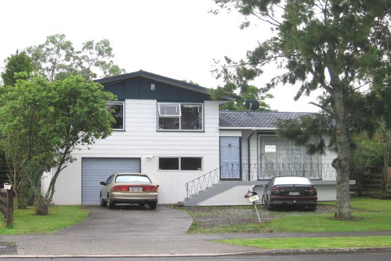 Photo of property in 77a Sturges Road, Henderson, Auckland, 0612