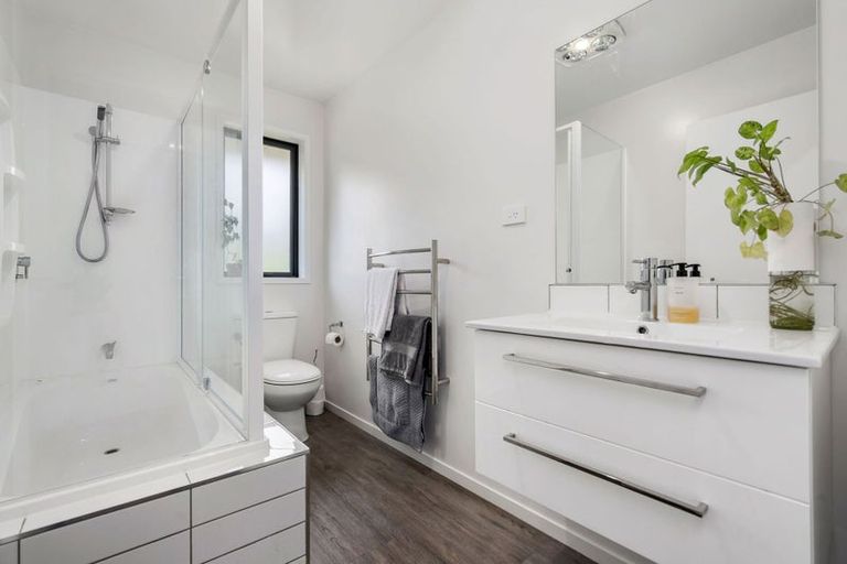 Photo of property in 32 Conailus Street, Halswell, Christchurch, 8025