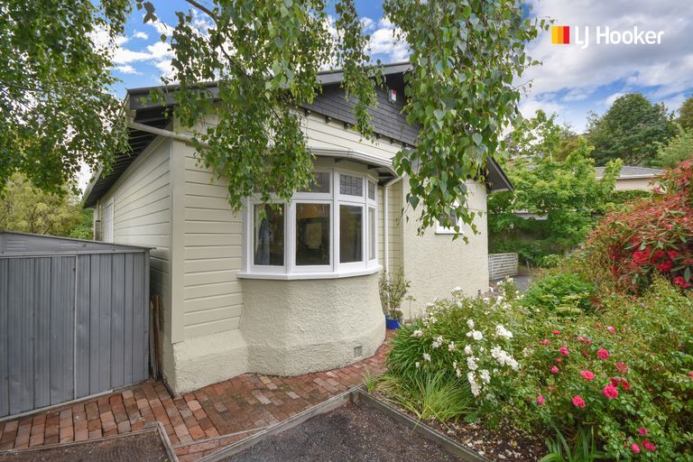 Photo of property in 82 Barr Street, Kenmure, Dunedin, 9011