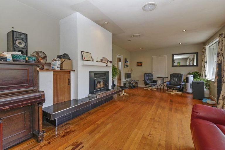 Photo of property in 777 West Coast Road, Oratia, Auckland, 0604