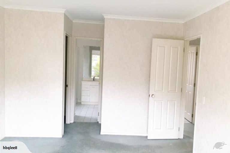 Photo of property in 104 Bob Charles Drive, Golflands, Auckland, 2013