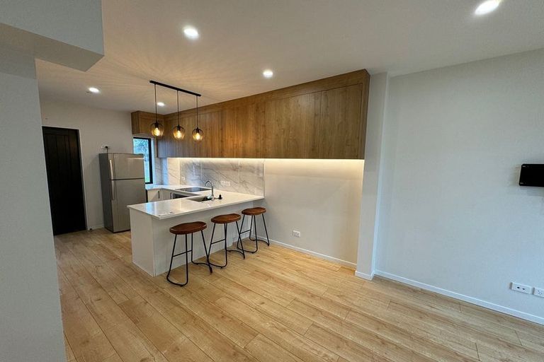 Photo of property in 3/6 Kereru Street, Henderson, Auckland, 0612