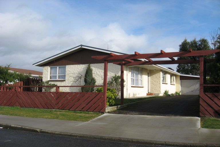 Photo of property in 74 O'byrne Street, Waikiwi, Invercargill, 9810