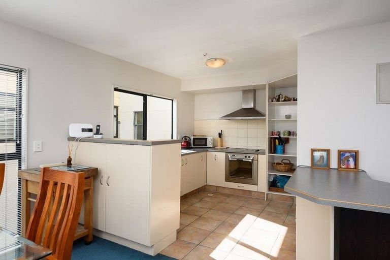 Photo of property in Terrace Tower Apartments, 126p4a The Terrace, Wellington Central, Wellington, 6011