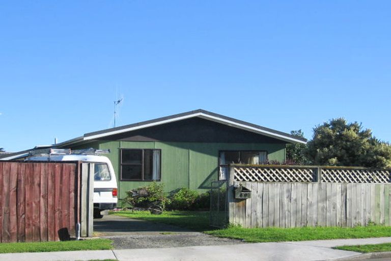 Photo of property in 49 Tasman Road, Otaki Beach, Otaki, 5512