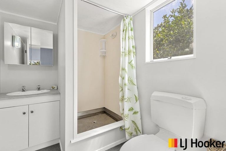 Photo of property in 12 Carnoustie Drive, Wattle Downs, Auckland, 2103