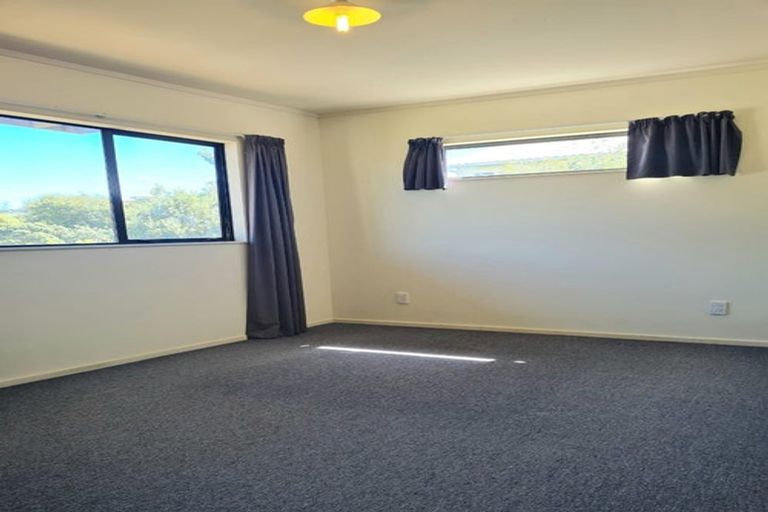 Photo of property in 24 Morere Street, Titahi Bay, Porirua, 5022