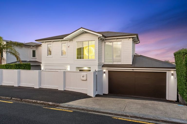 Photo of property in 87 Princes Street, Northcote Point, Auckland, 0627
