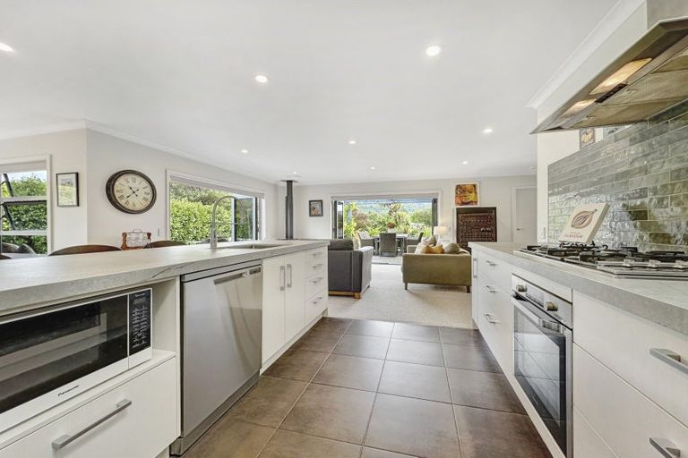 Photo of property in 123 Lisland Drive, Kinloch, Taupo, 3377