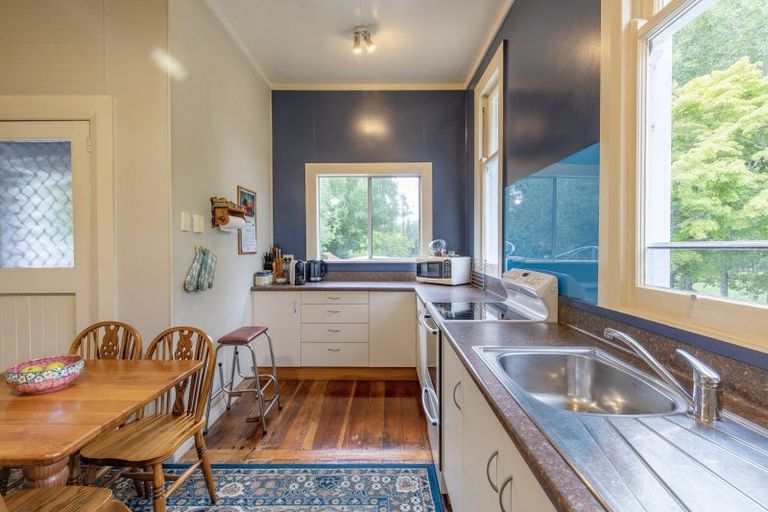 Photo of property in 1344 Ngapaeruru Road, Te Uri, Dannevirke, 4973