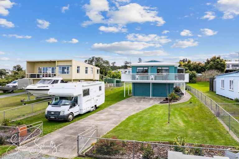 Photo of property in 25 Ngatoto Road, Tinopai, Matakohe, 0593