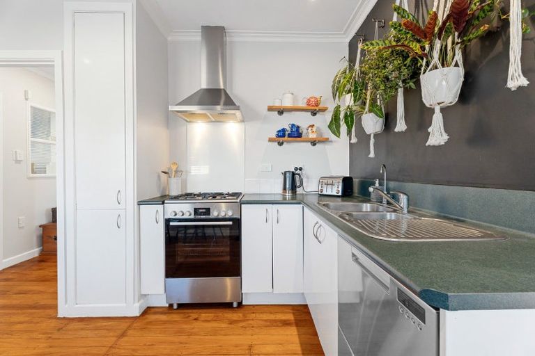 Photo of property in 29 Wallath Road, Onehunga, Auckland, 1061