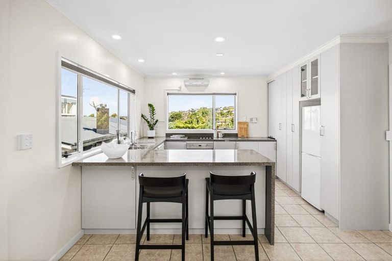 Photo of property in 20 Peter Terrace, Castor Bay, Auckland, 0620