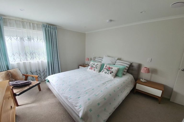 Photo of property in 63 Matairangi Avenue, Totara Heights, Auckland, 2105