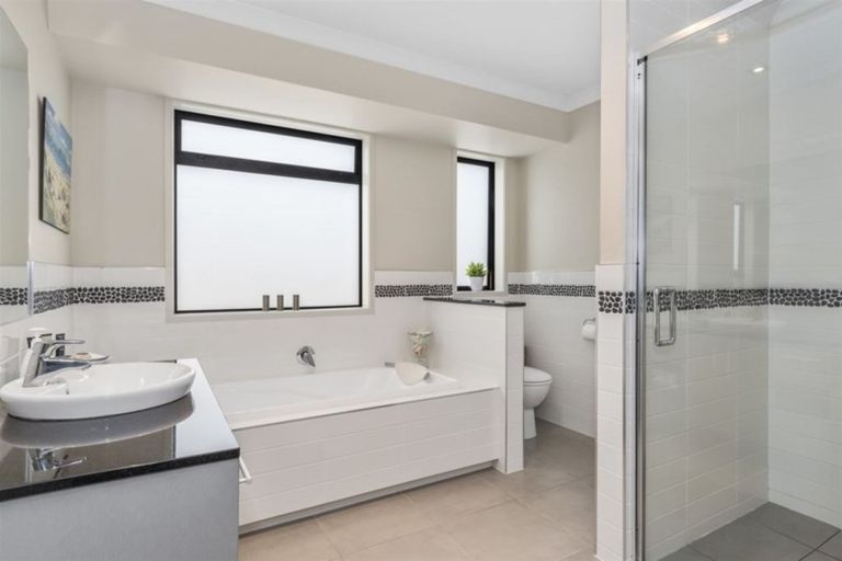 Photo of property in 31 Brackenburn Drive, Ohauiti, Tauranga, 3112