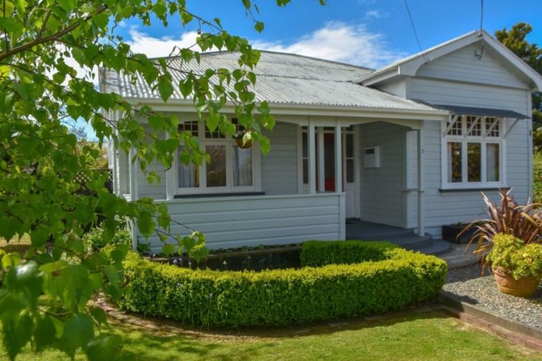 Photo of property in 3 Second Street, Lansdowne, Masterton, 5810