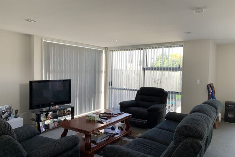 Photo of property in 5 Phar Lap Crescent, Takanini, 2112