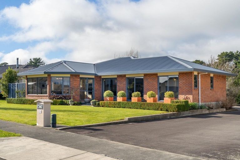 Photo of property in 30 Cody Crescent, Lansdowne, Masterton, 5810